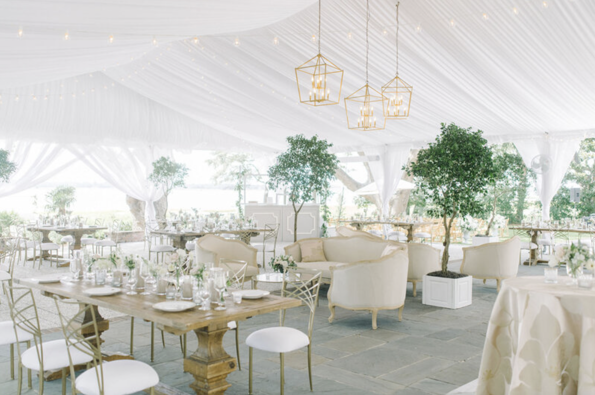 Beautiful and luxurious tented wedding